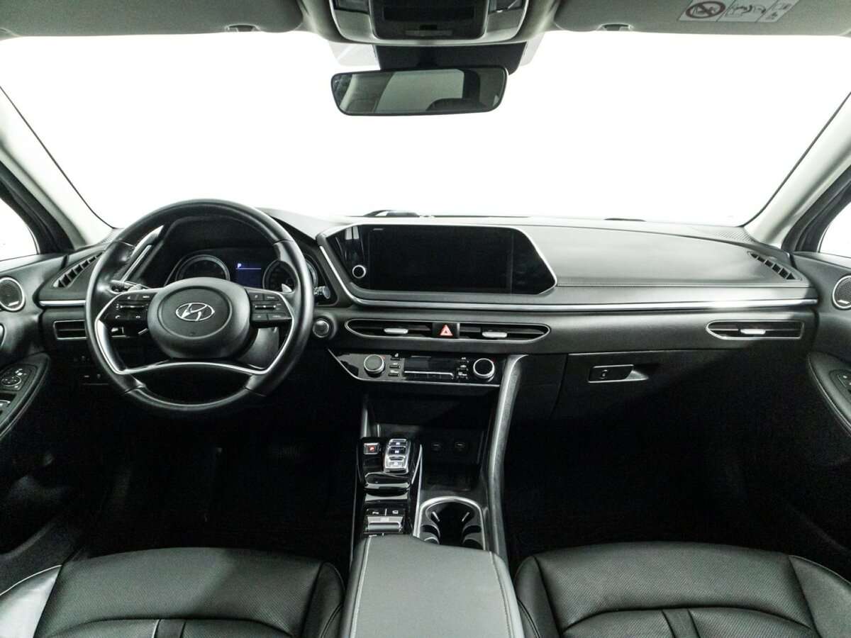 Hyundai Sonata с пробегом — 2020 год. Фото: #12