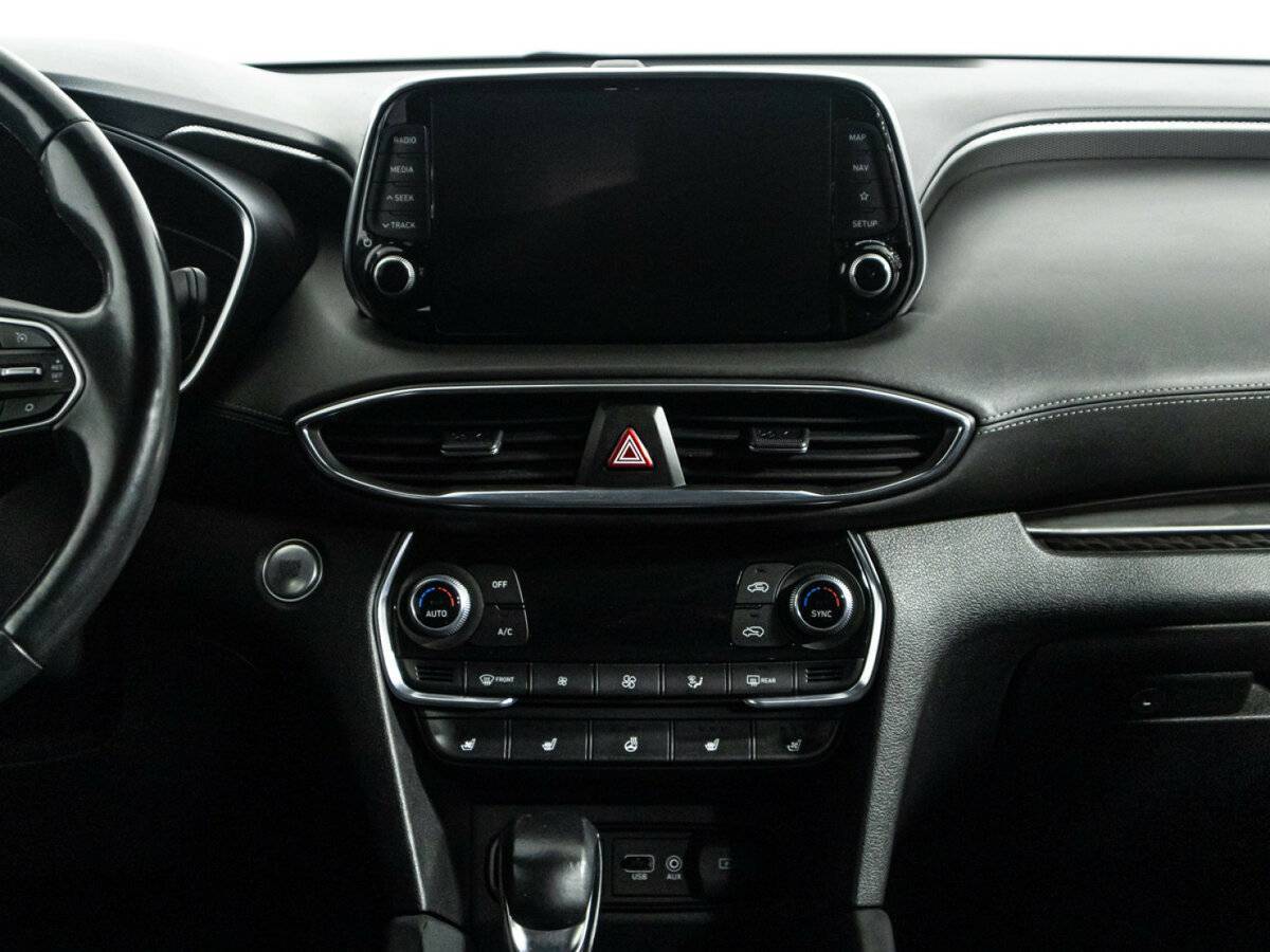 Hyundai Santa Fe с пробегом — 2019 год. Фото: #13