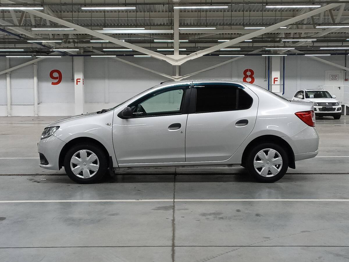 Renault Logan с пробегом — 2017 год. Фото: #7