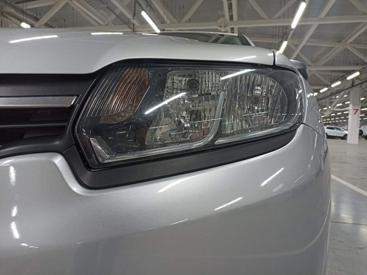 Renault Logan с пробегом — 2017 год. Фото: #16