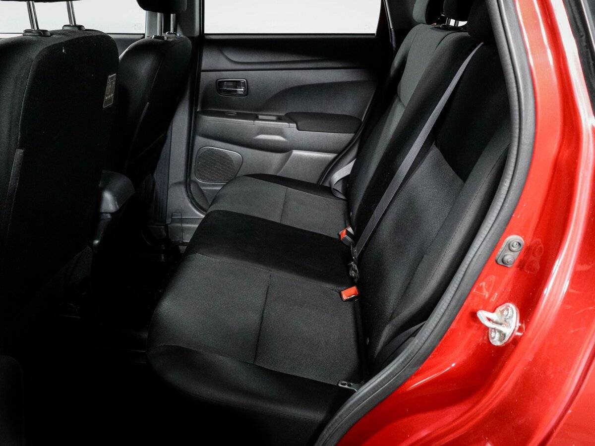 Mitsubishi ASX с пробегом — 2012 год. Фото: #9