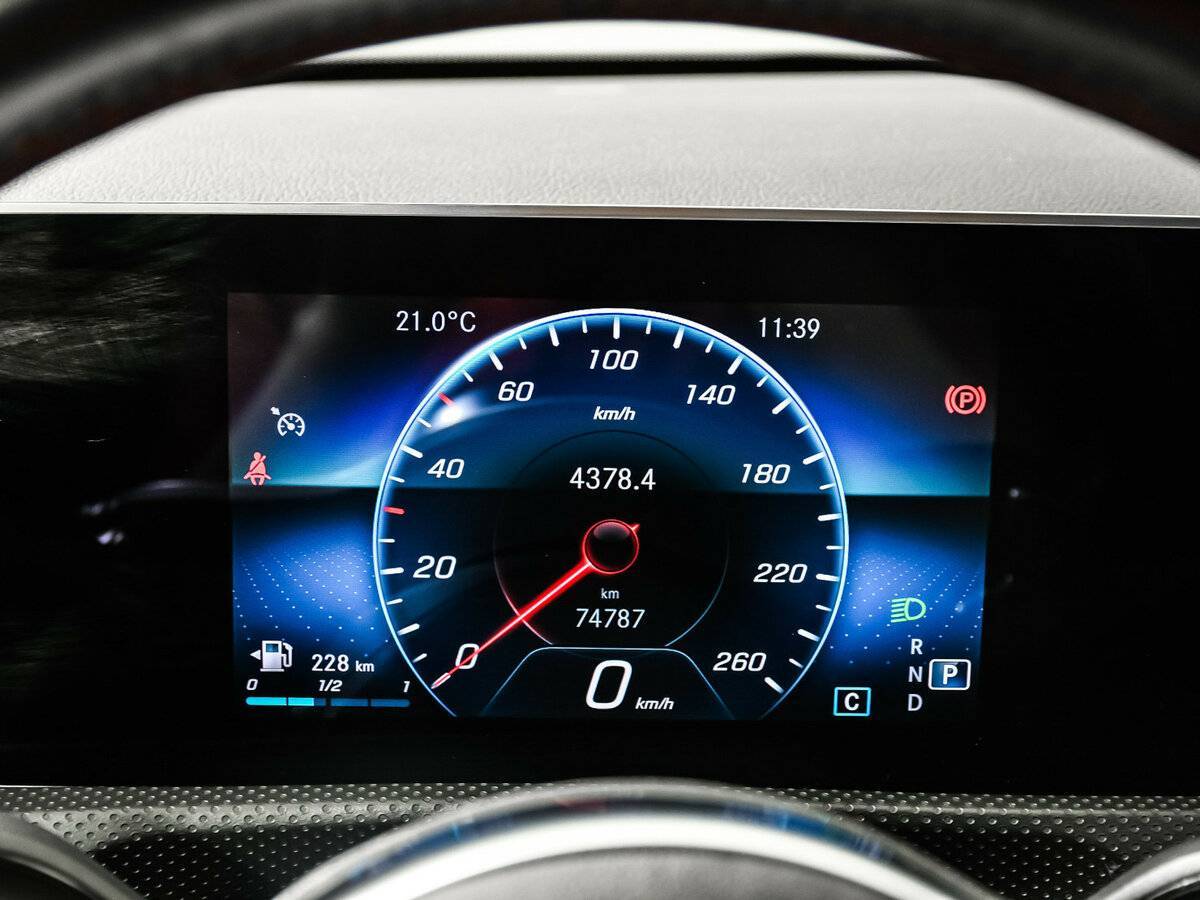 Mercedes-Benz CLA с пробегом — 2019 год. Фото: #9