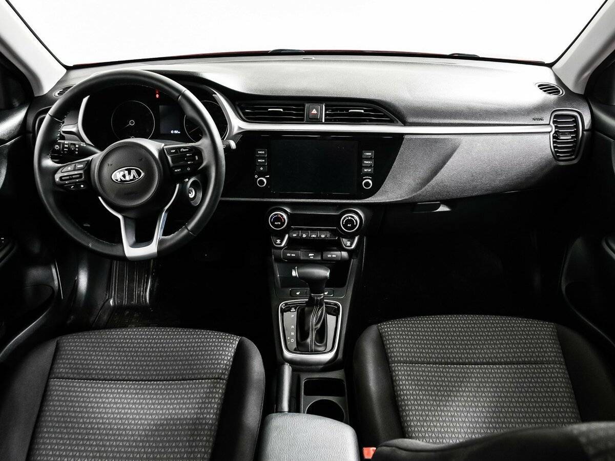 Kia Rio с пробегом — 2020 год. Фото: #10