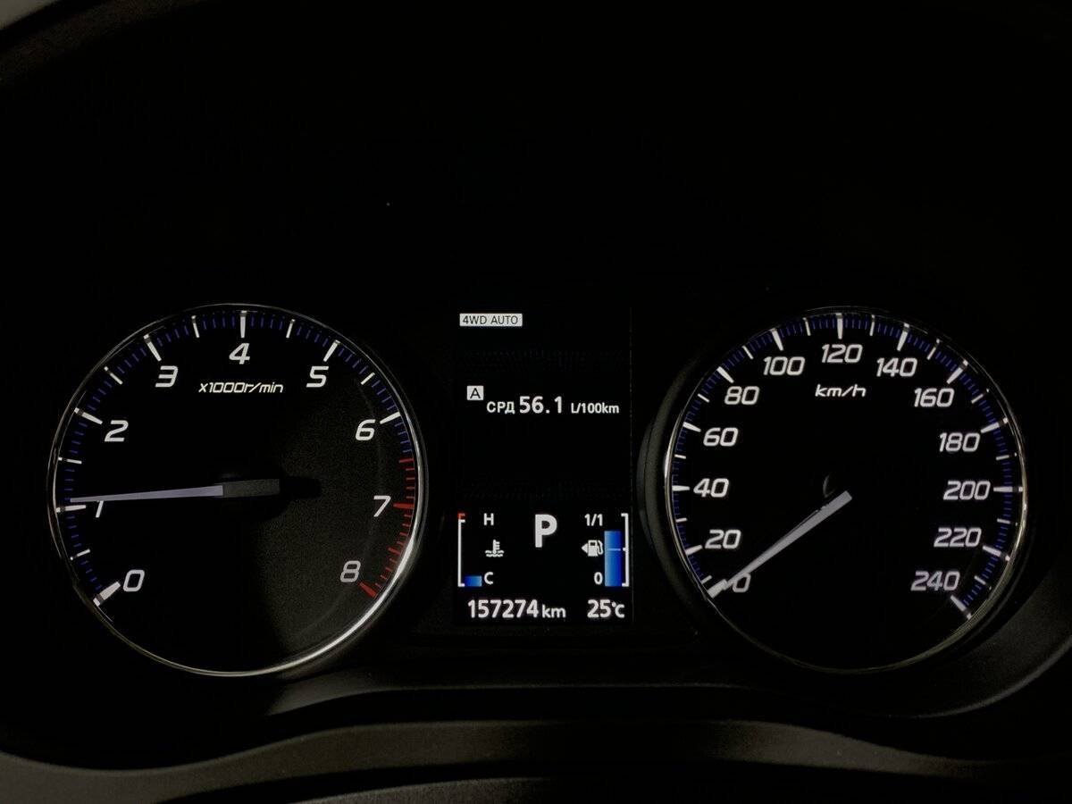 Mitsubishi Outlander с пробегом — 2013 год. Фото: #13