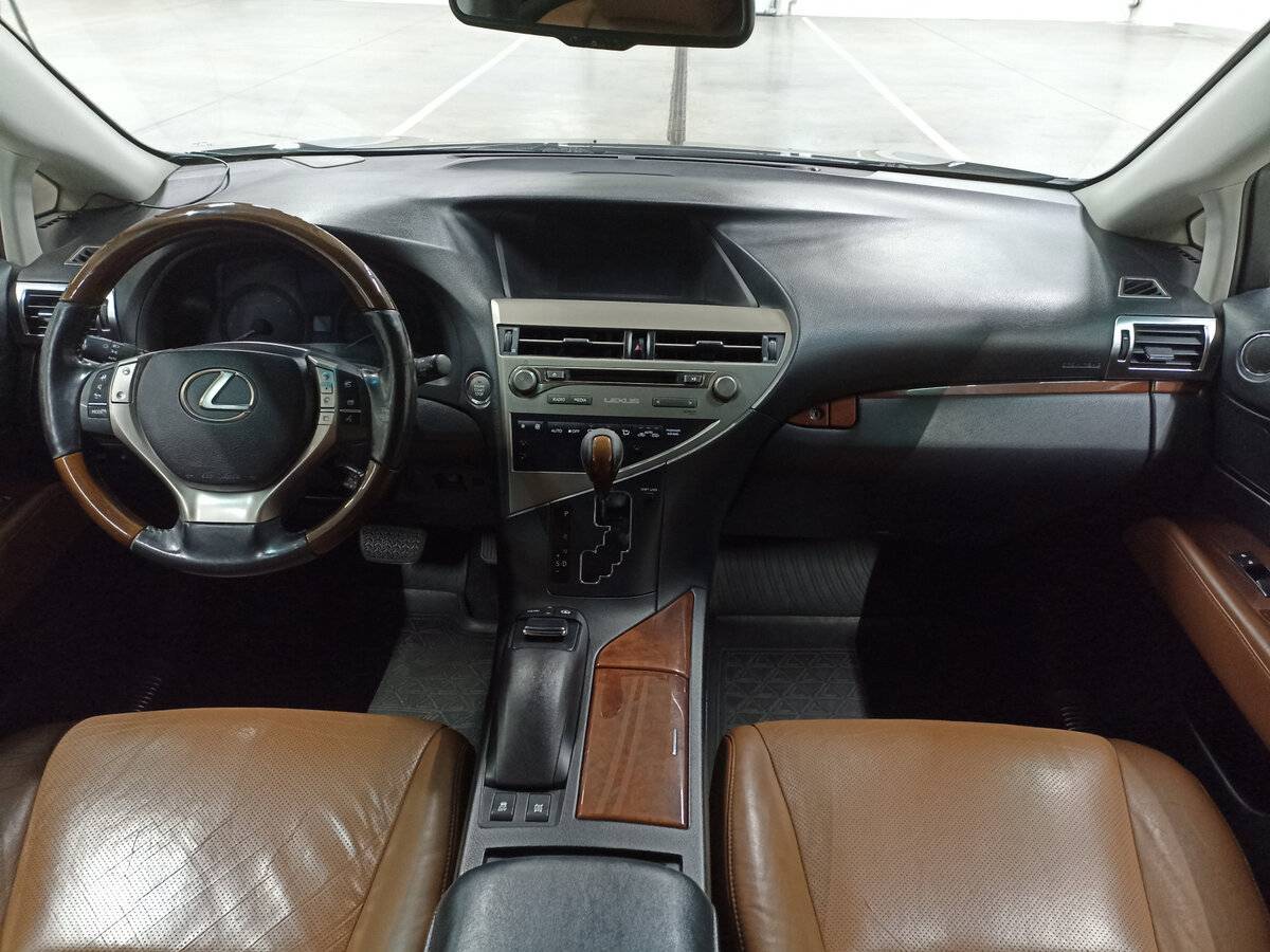 Lexus RX с пробегом — 2014 год. Фото: #13