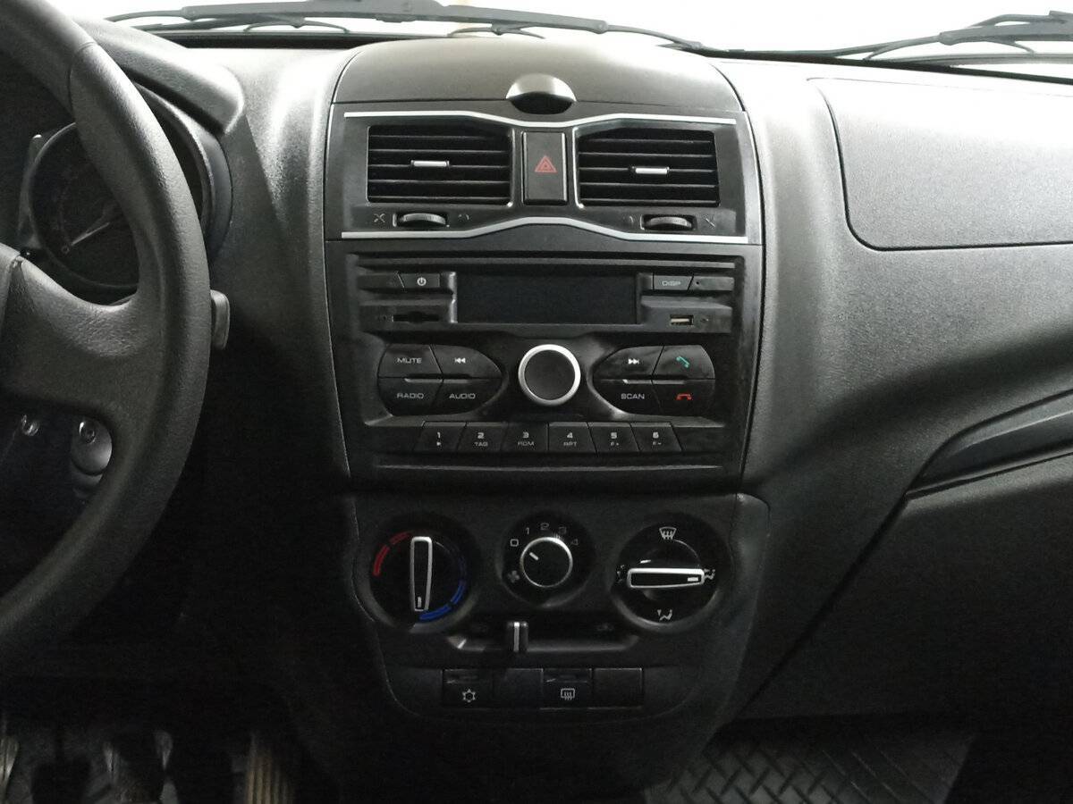 Lada (ВАЗ) Granta с пробегом — 2024 год. Фото: #14