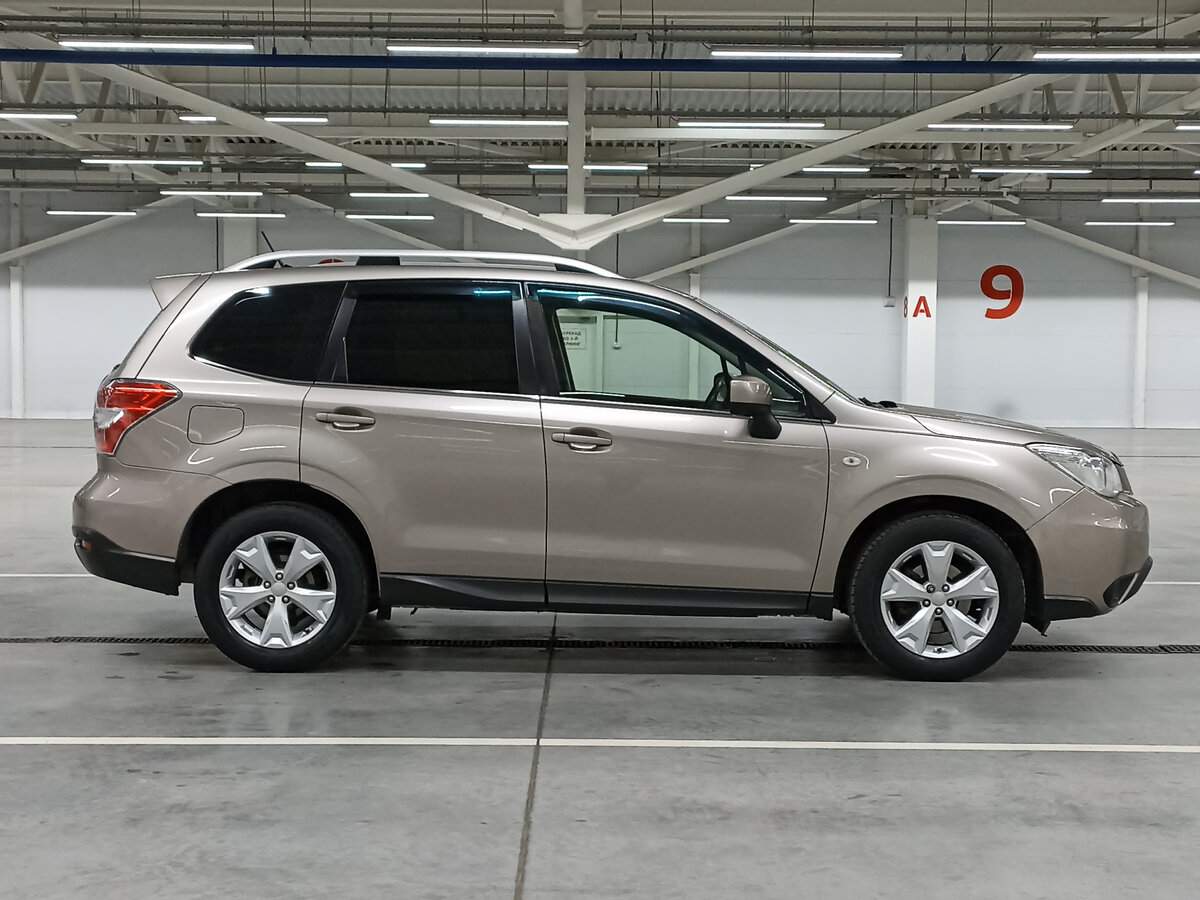 Subaru Forester с пробегом — 2014 год. Фото: #3