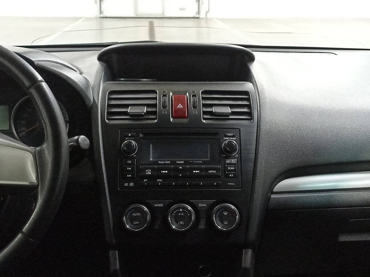 Subaru Forester с пробегом — 2014 год. Фото: #14