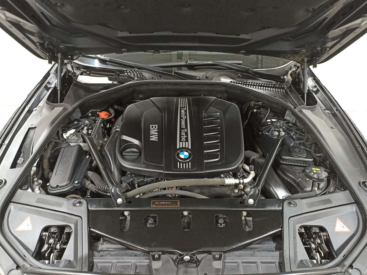 BMW 5 серии с пробегом — 2016 год. Фото: #8