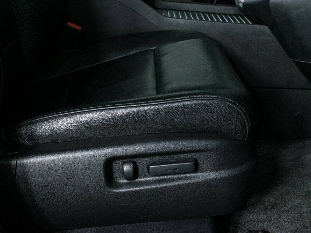 Honda Pilot с пробегом — 2012 год. Фото: #13