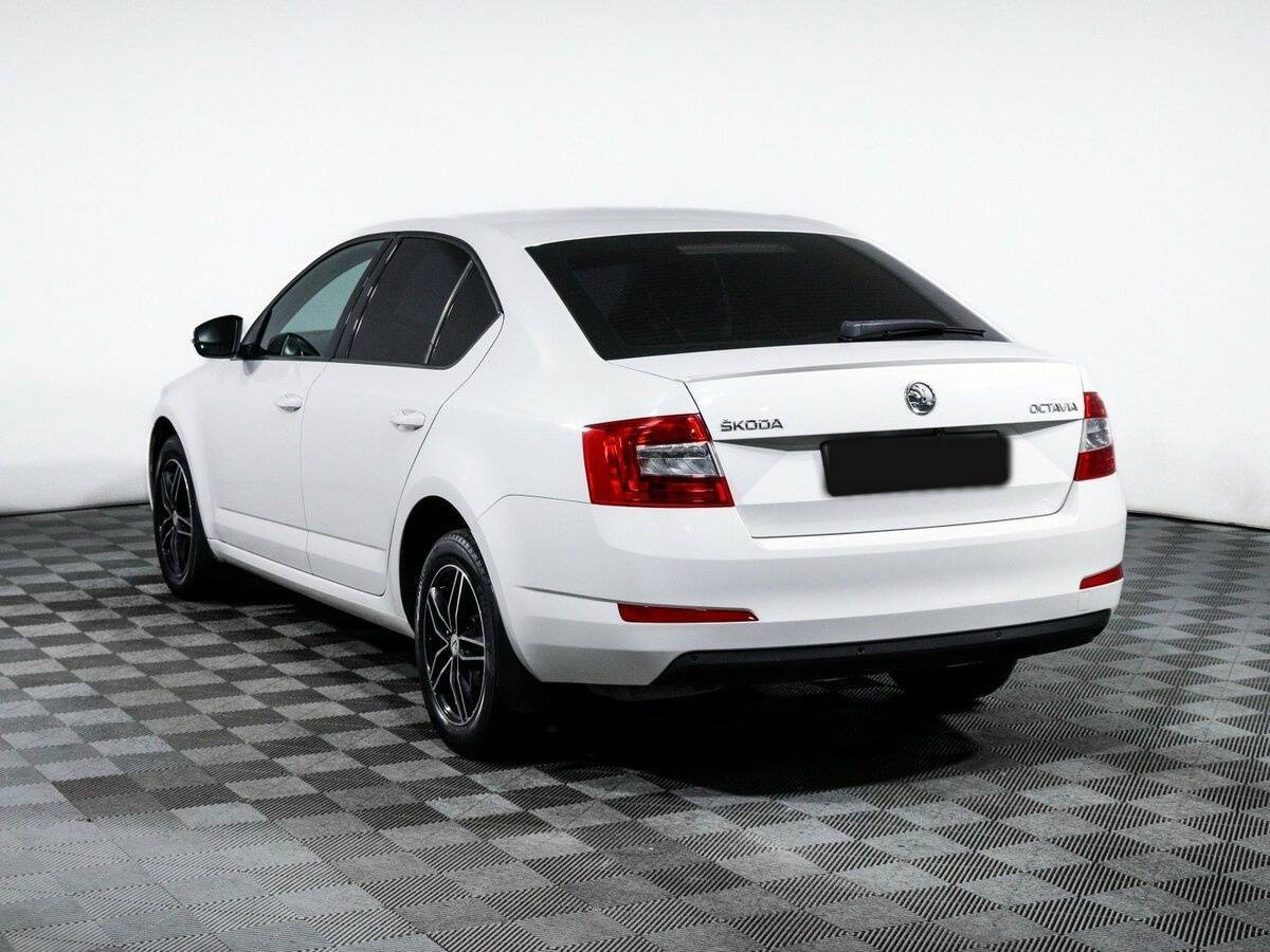 Skoda Octavia с пробегом — 2014 год. Фото: #6