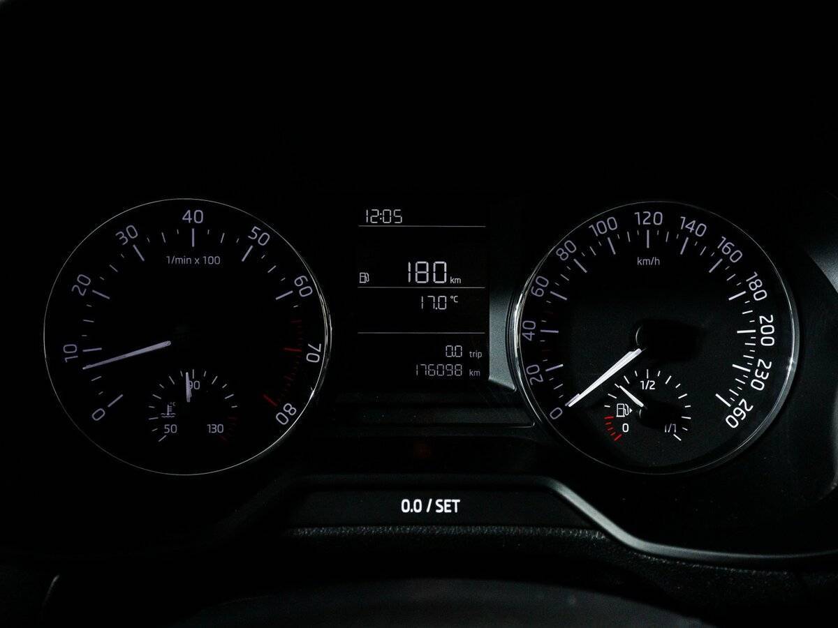 Skoda Octavia с пробегом — 2014 год. Фото: #10