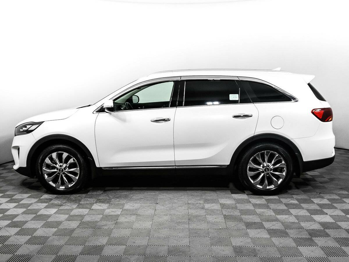 Kia Sorento с пробегом — 2017 год. Фото: #7