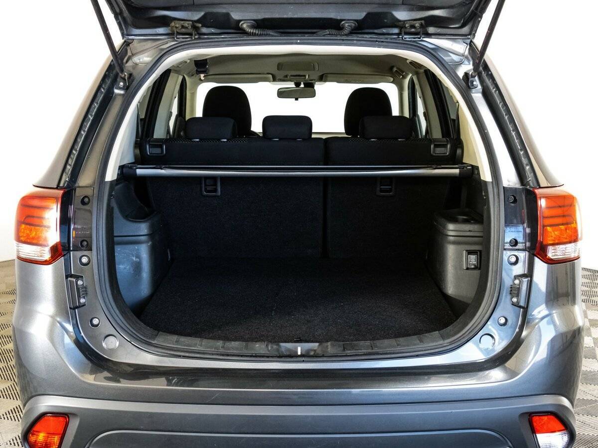 Mitsubishi Outlander с пробегом — 2018 год. Фото: #15