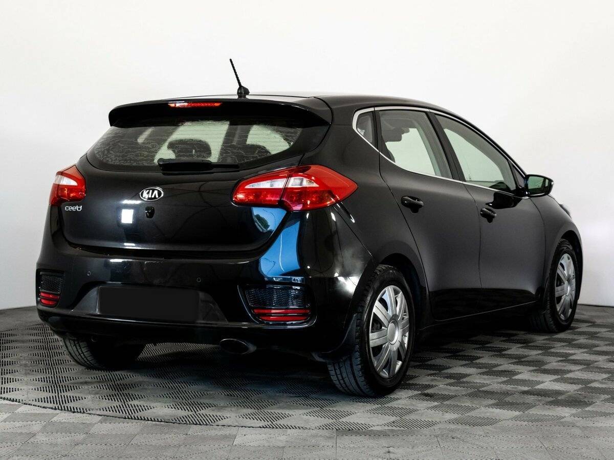 Kia Ceed с пробегом — 2015 год. Фото: #4
