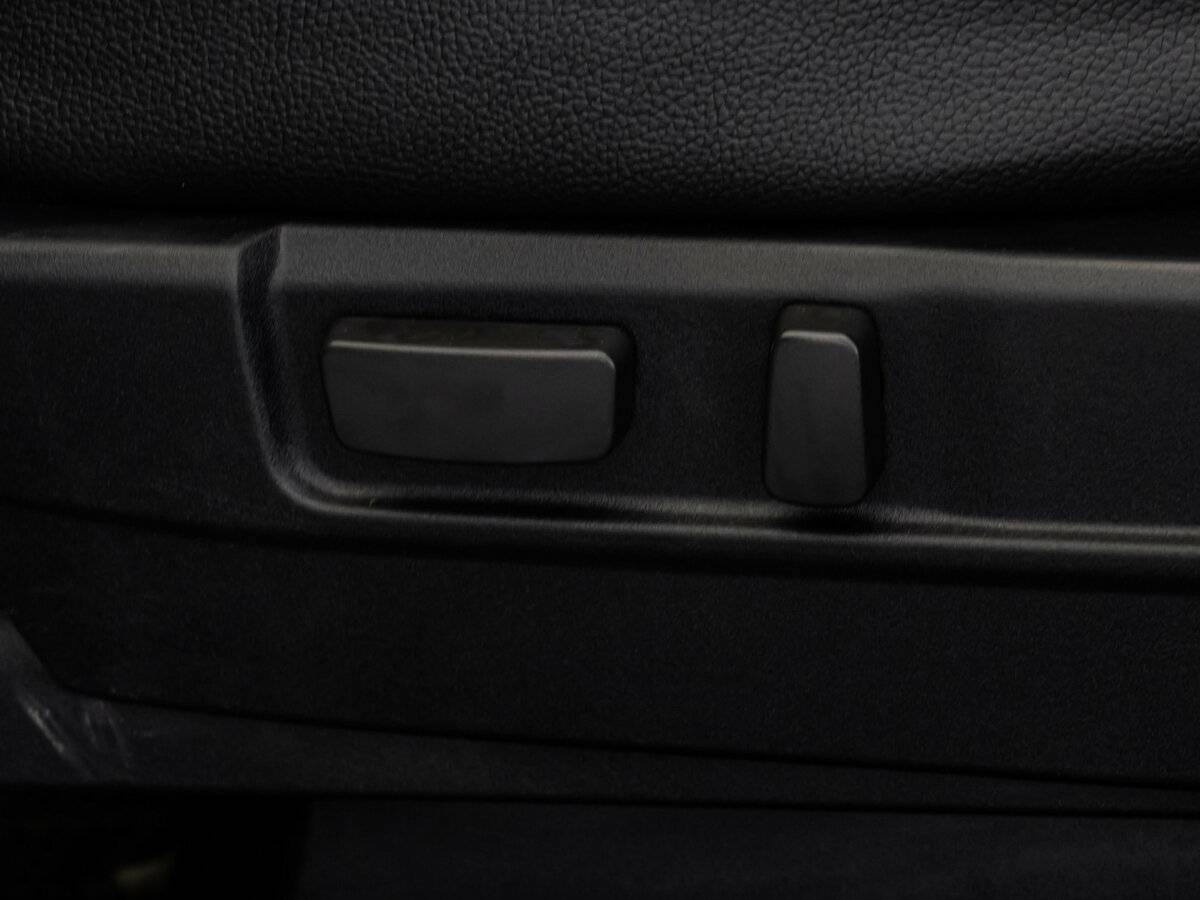 Mitsubishi Outlander с пробегом — 2014 год. Фото: #14