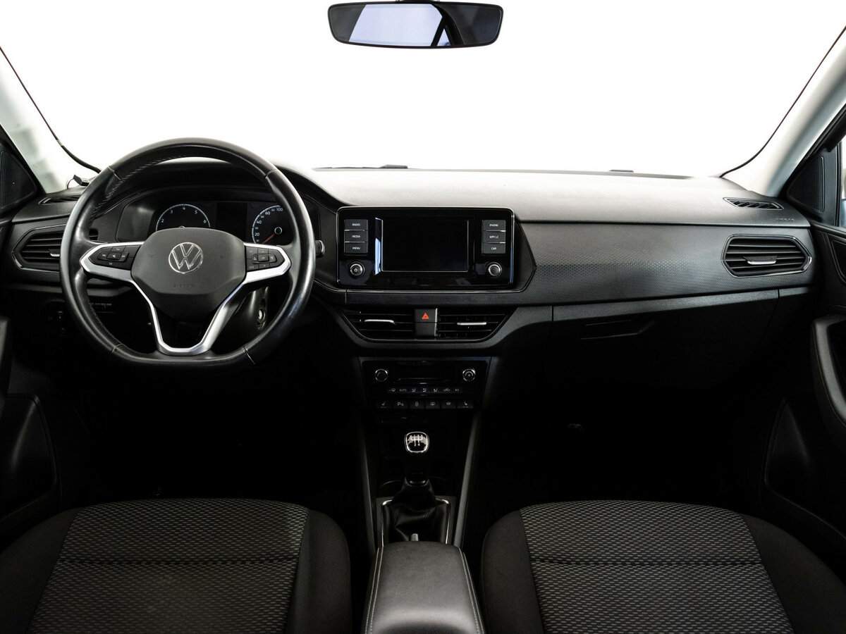 Volkswagen Polo с пробегом — 2020 год. Фото: #9