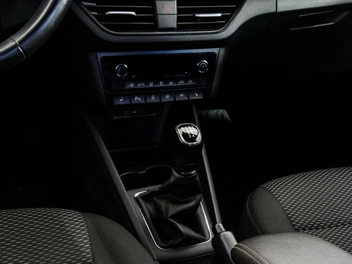 Volkswagen Polo с пробегом — 2020 год. Фото: #14