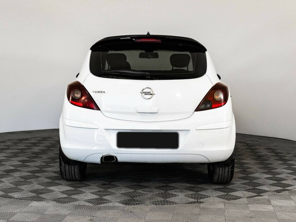 Opel Corsa с пробегом — 2013 год. Фото: #4