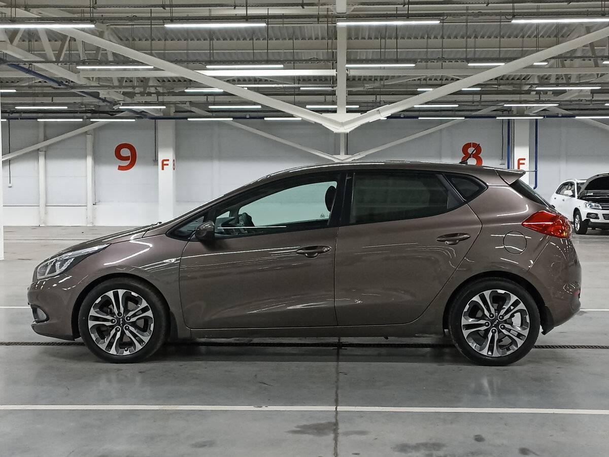 Kia Ceed с пробегом — 2013 год. Фото: #7