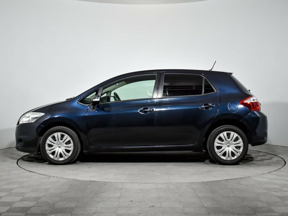 Toyota Auris с пробегом — 2012 год. Фото: #8