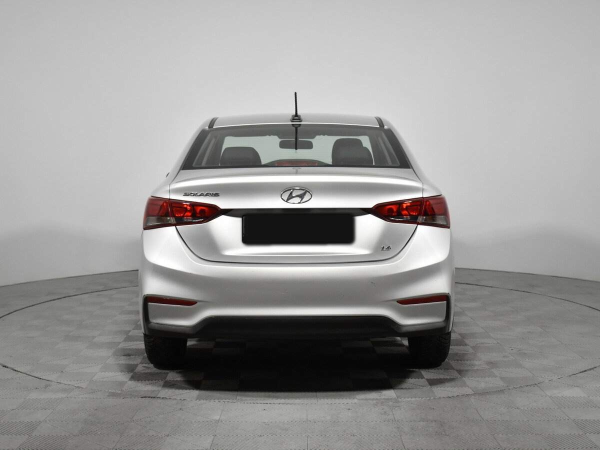 Hyundai Solaris с пробегом — 2017 год. Фото: #5