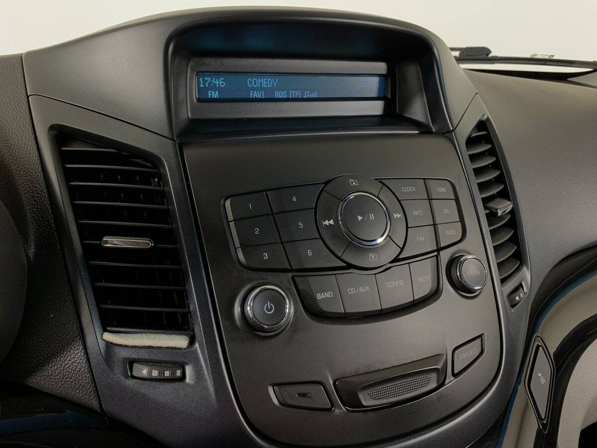 Chevrolet Orlando с пробегом — 2013 год. Фото: #14