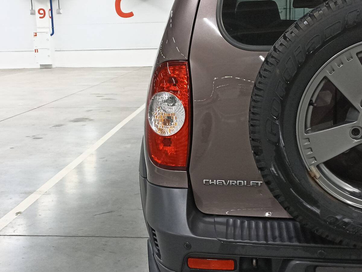 Chevrolet Niva с пробегом — 2018 год. Фото: #8