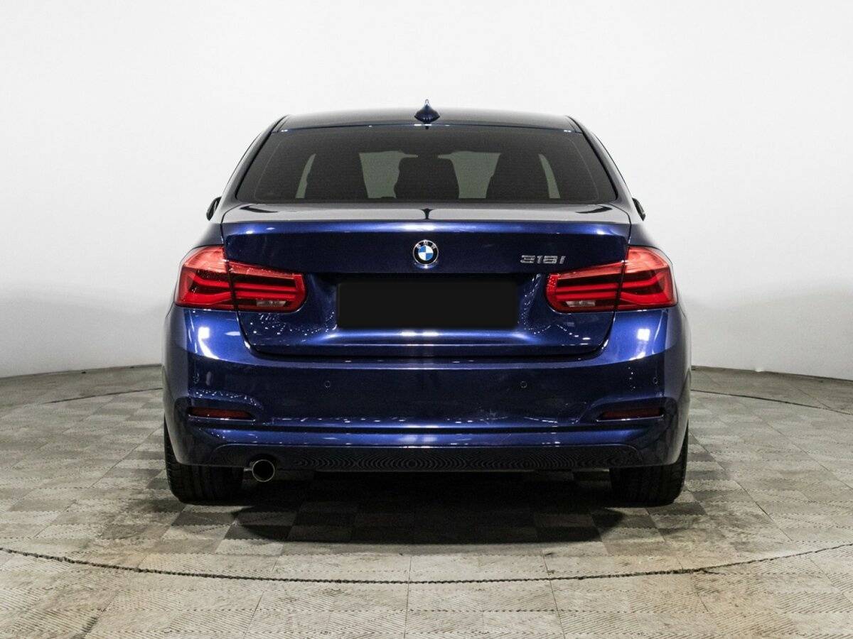 BMW 3 серии с пробегом — 2018 год. Фото: #5