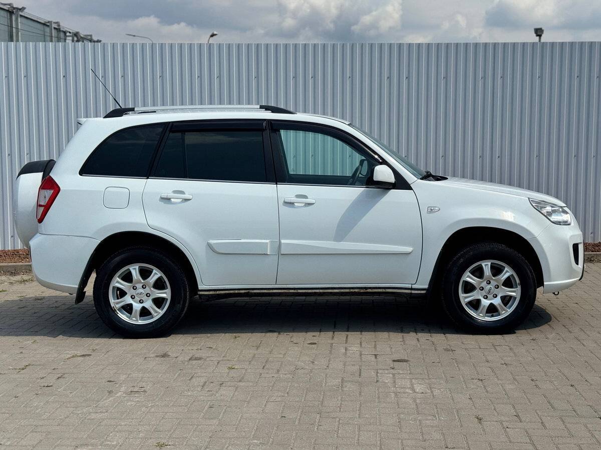 Chery Tiggo (T11) с пробегом — 2013 год. Фото: #5