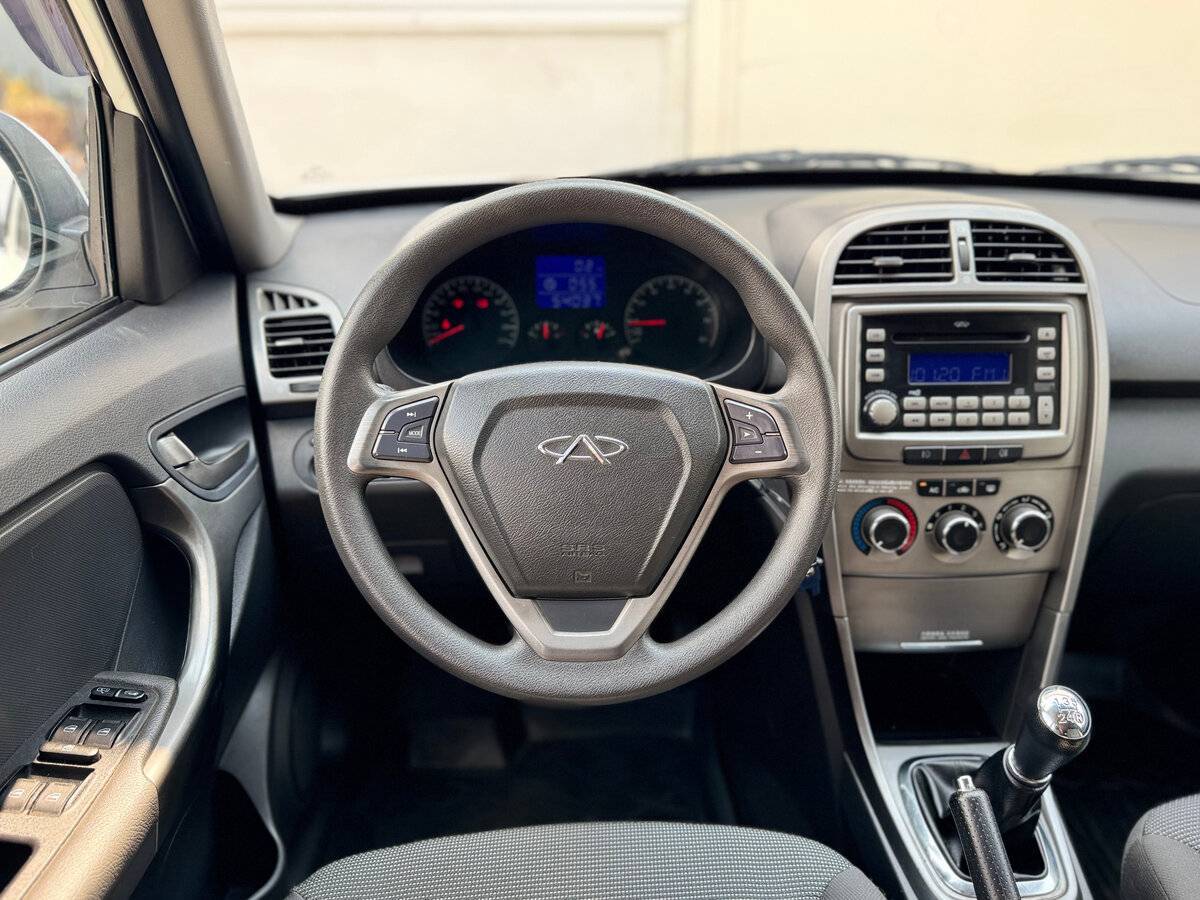 Chery Tiggo (T11) с пробегом — 2013 год. Фото: #13