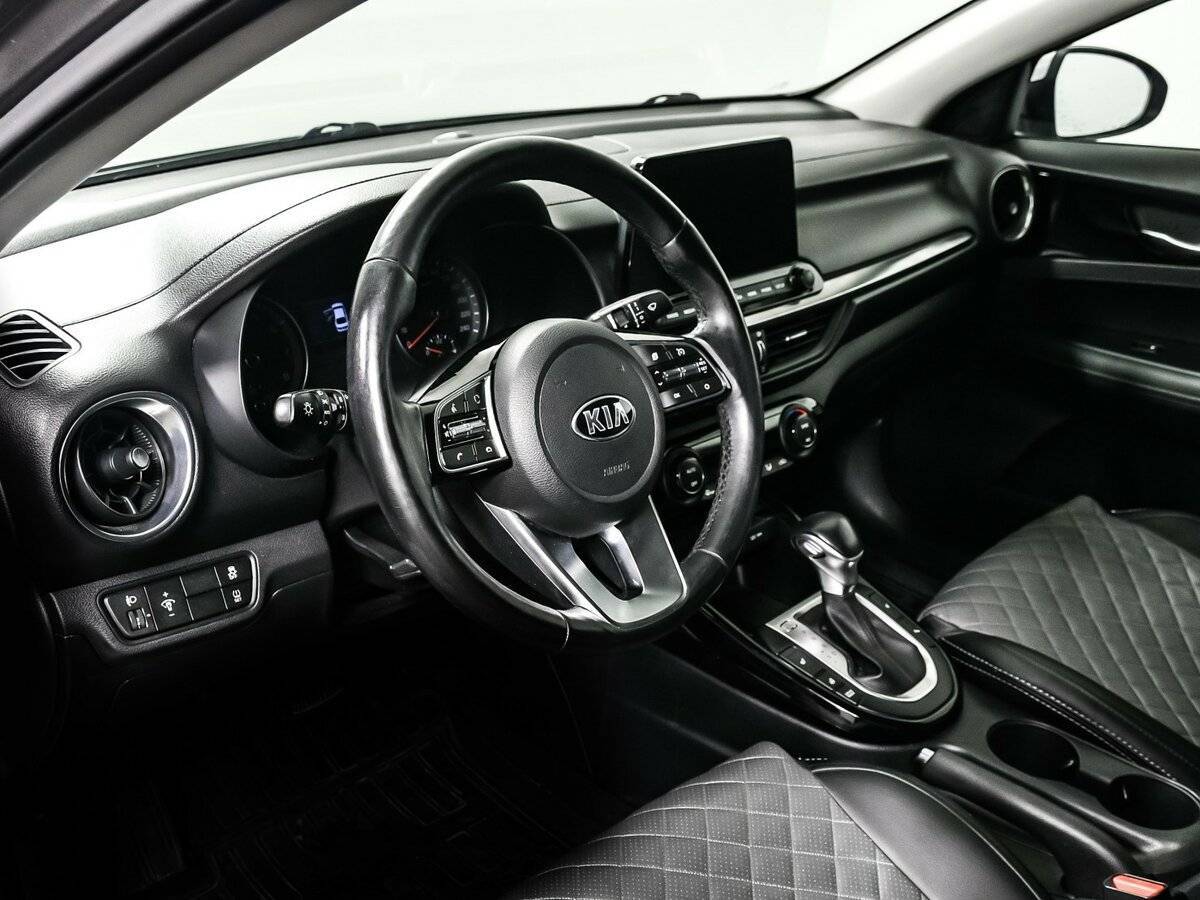 Kia Cerato с пробегом — 2018 год. Фото: #11