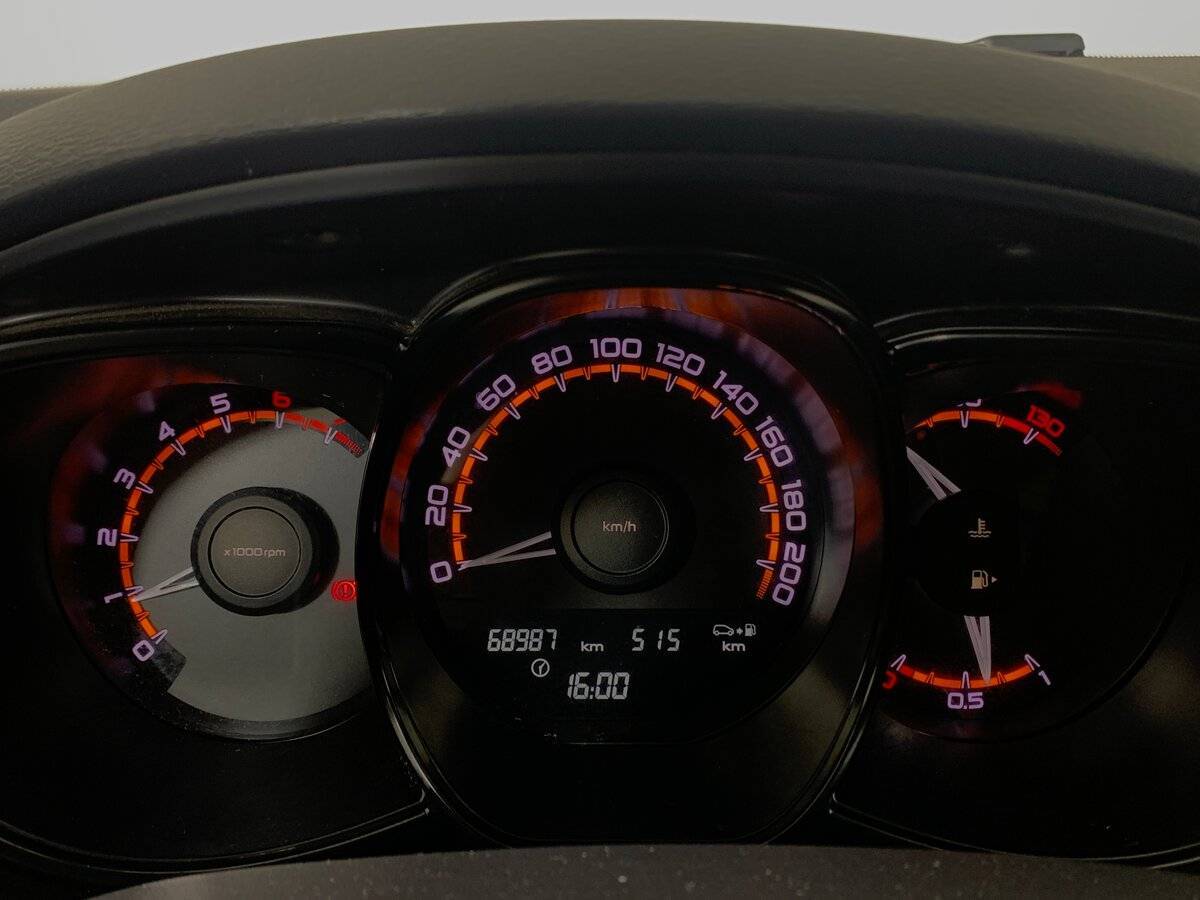 Lada (ВАЗ) Vesta с пробегом — 2021 год. Фото: #13