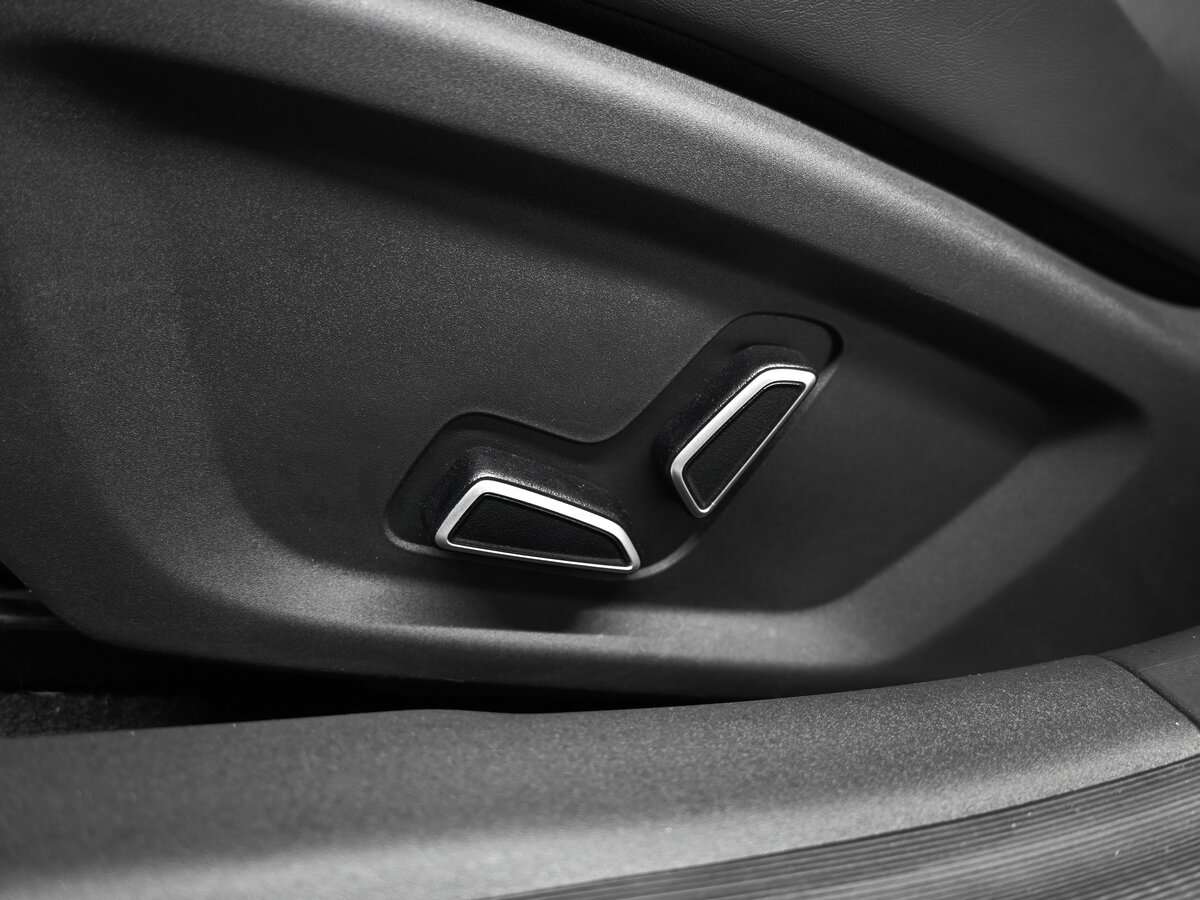 Changan UNI-V с пробегом — 2023 год. Фото: #24