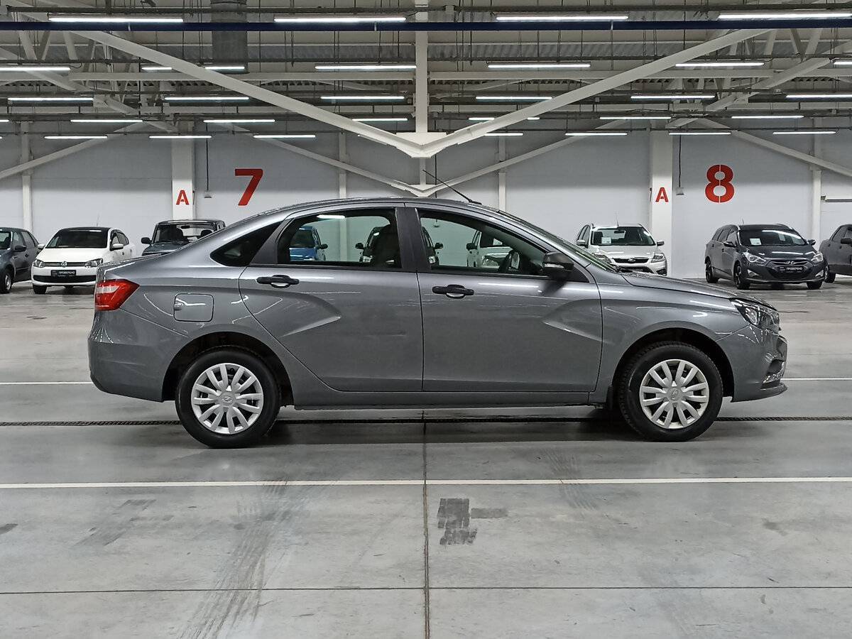 Lada (ВАЗ) Vesta с пробегом — 2016 год. Фото: #3