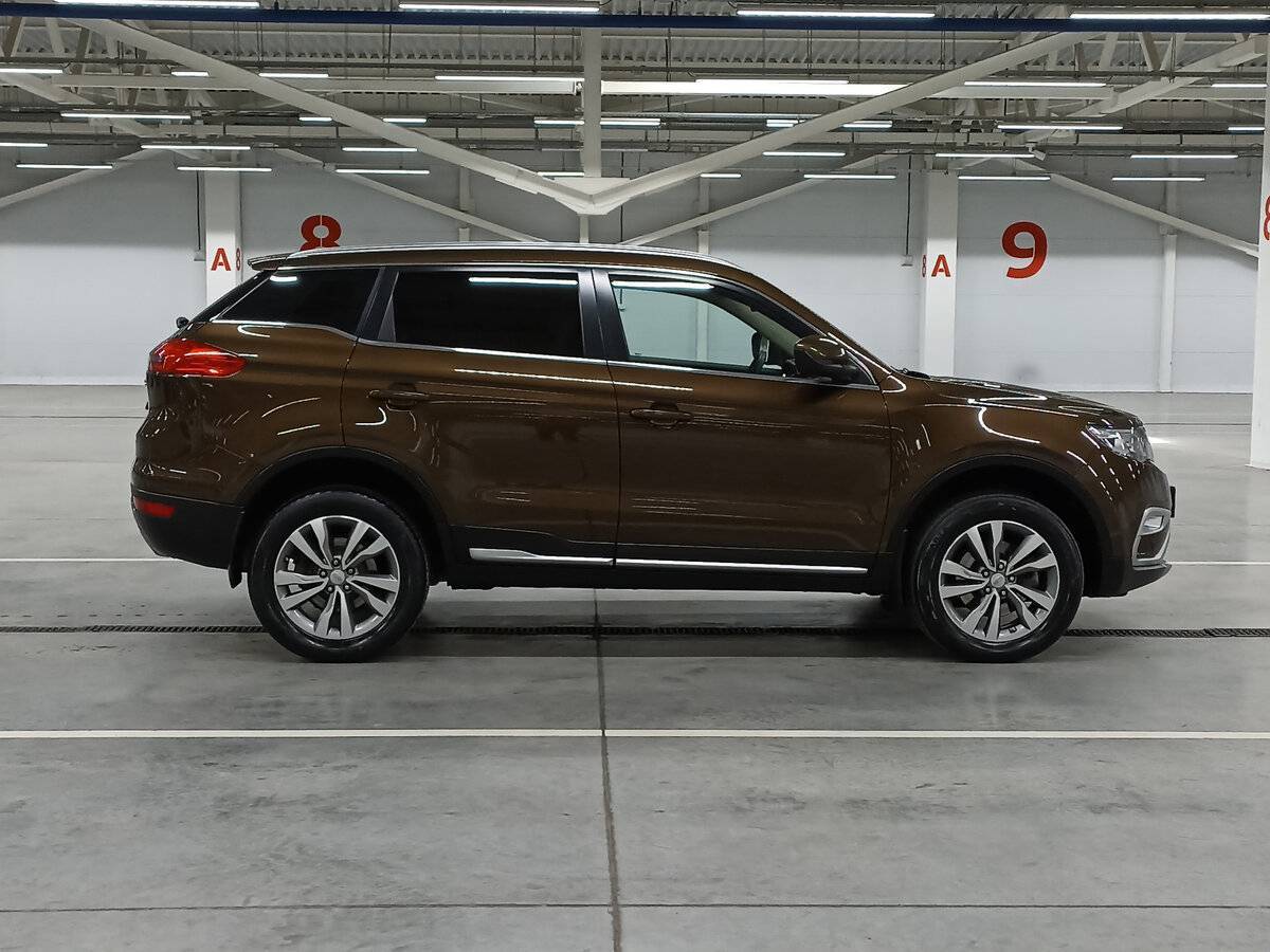 Geely Atlas с пробегом — 2020 год. Фото: #3