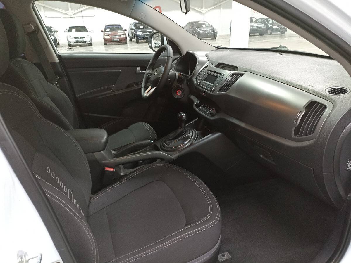 Kia Sportage с пробегом — 2013 год. Фото: #10