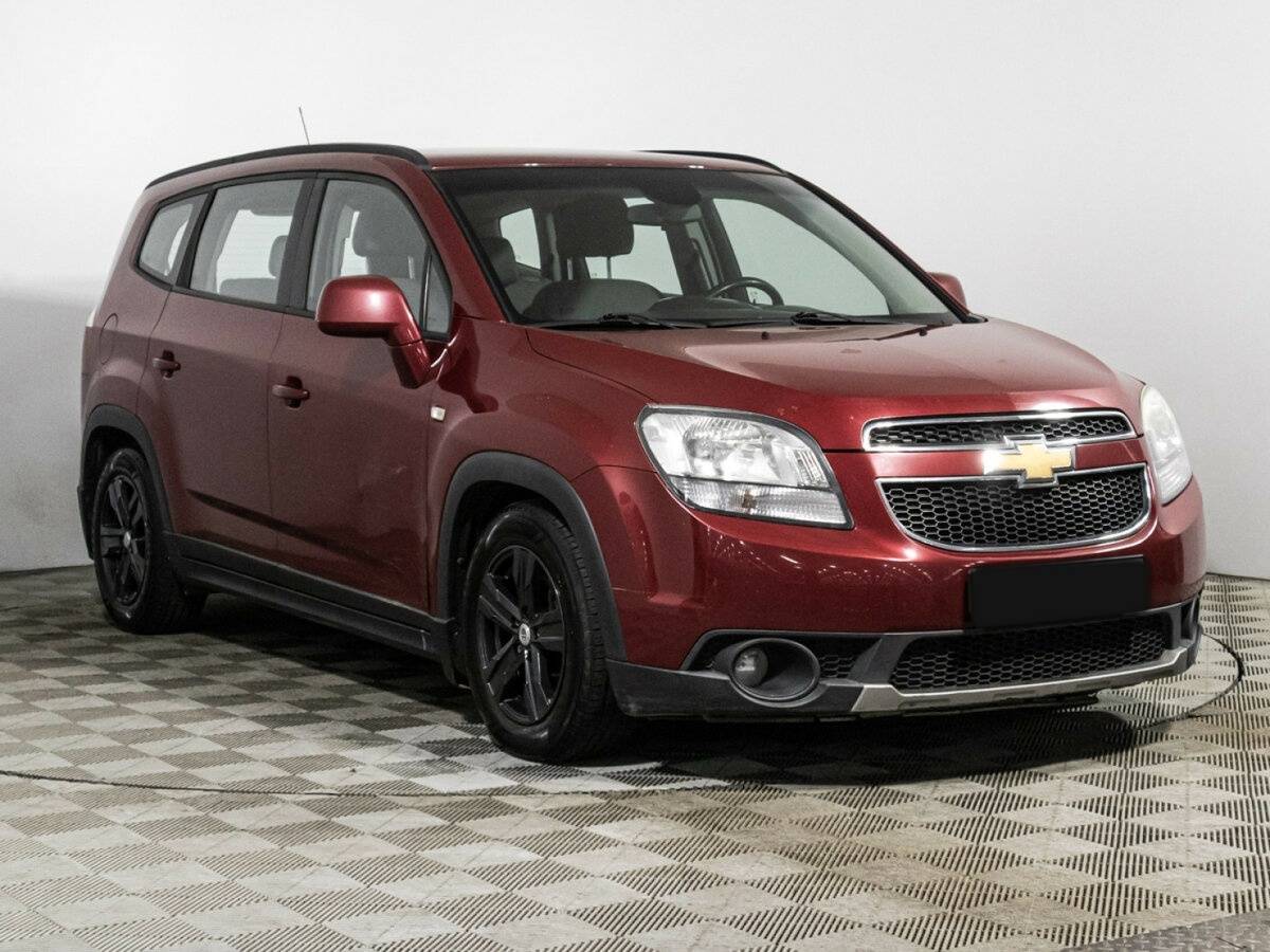 Chevrolet Orlando с пробегом — 2012 год. Фото: #2