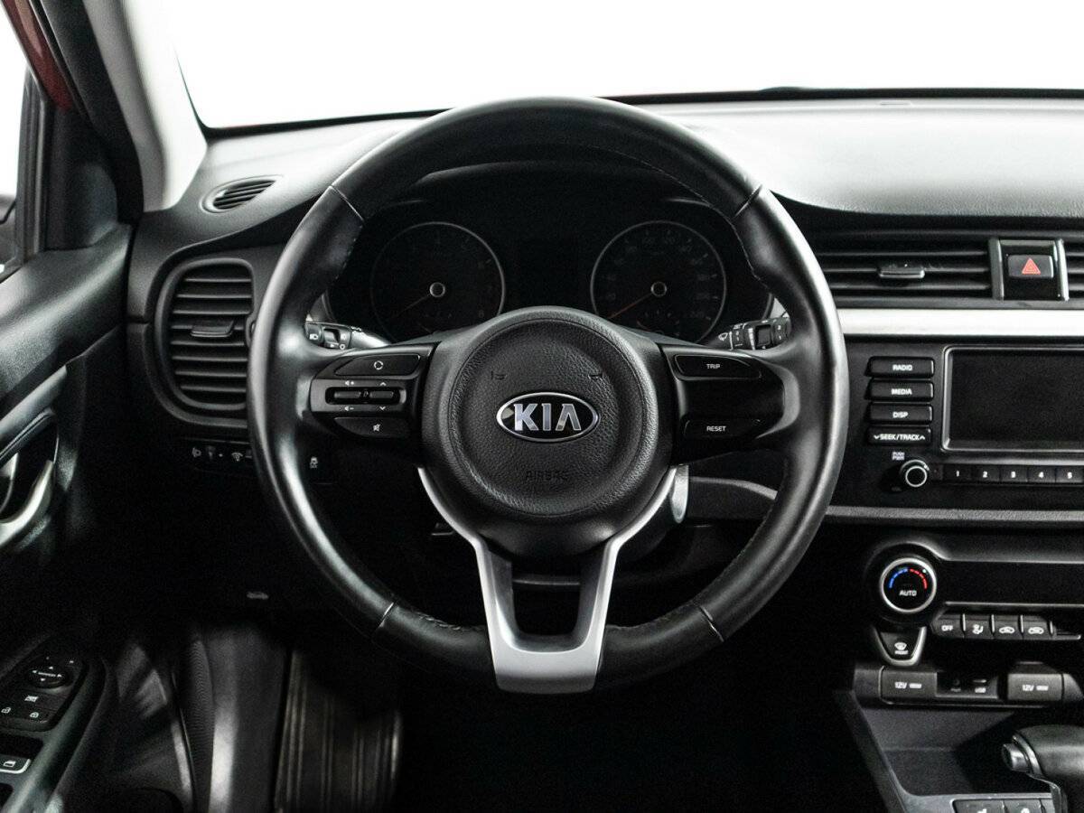 Kia Rio с пробегом — 2018 год. Фото: #17