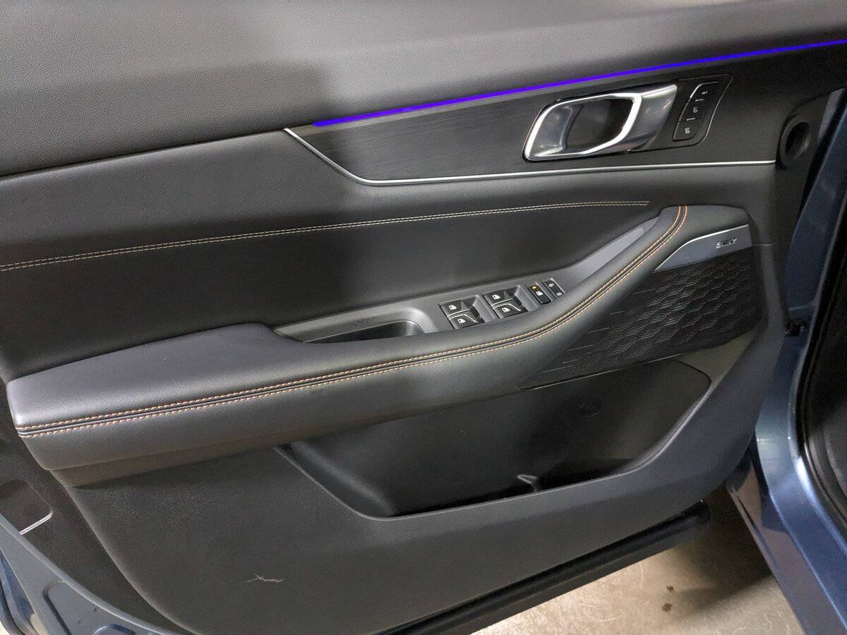 Changan UNI-K с пробегом — 2023 год. Фото: #18