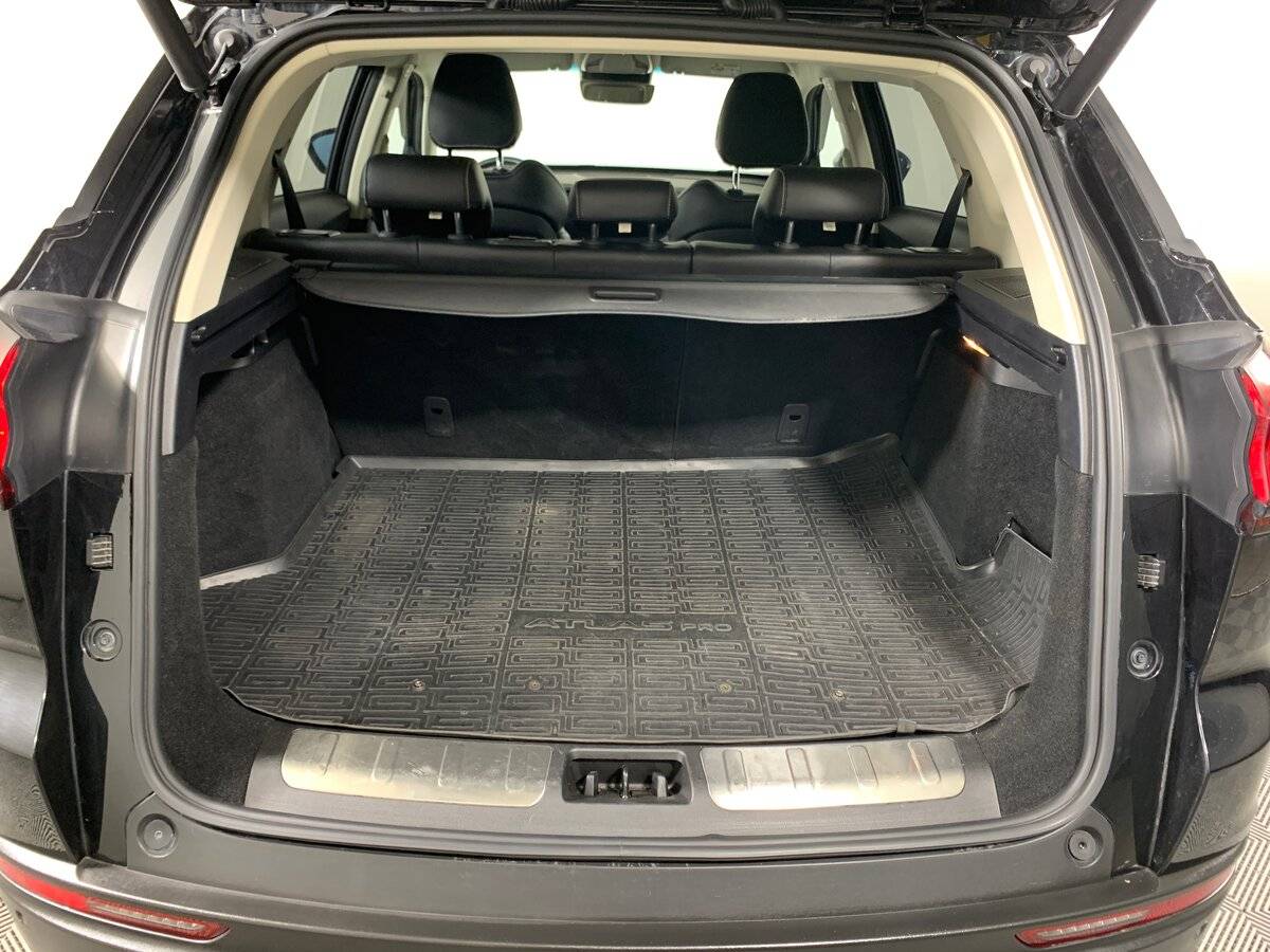 Geely Atlas Pro с пробегом — 2023 год. Фото: #19