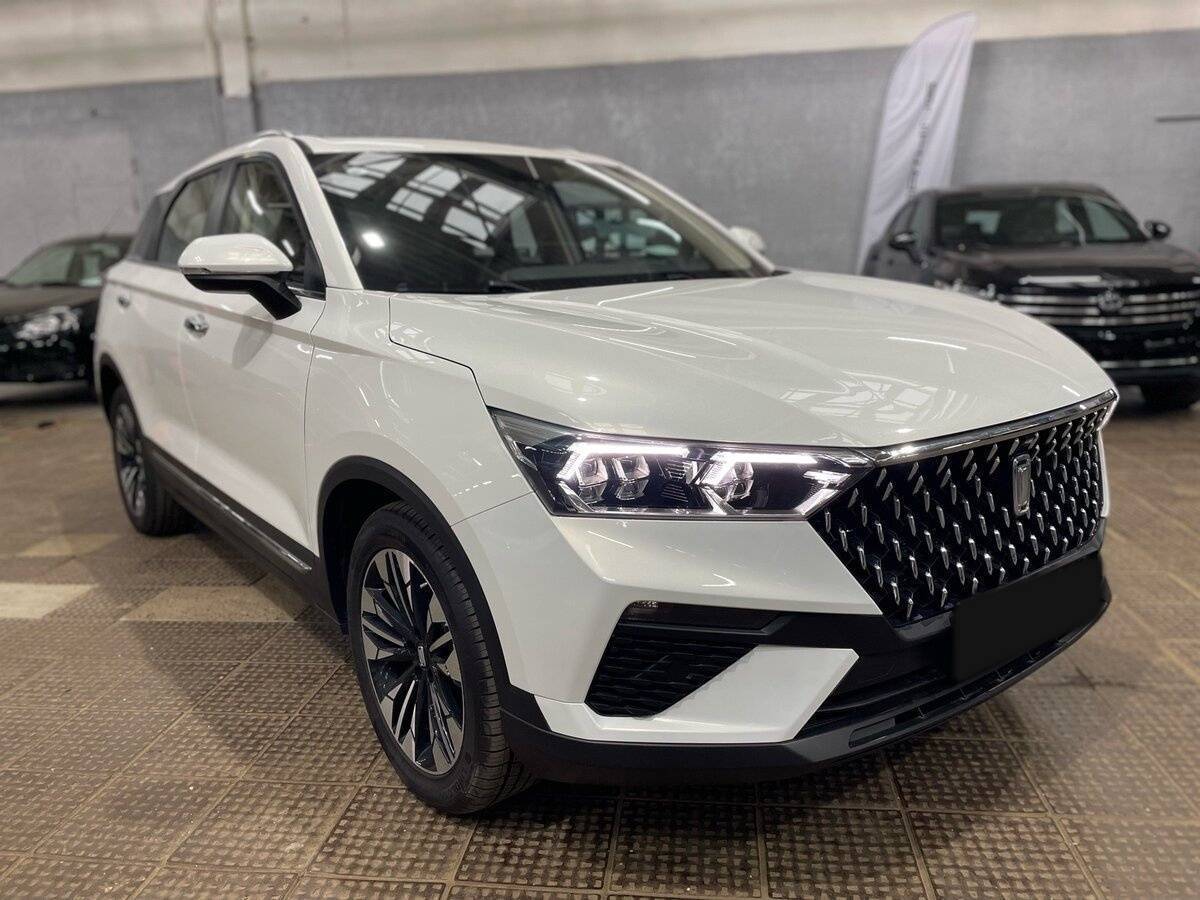 FAW Bestune T77 с пробегом — 2023 год. Фото: #2