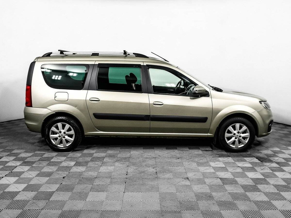 Lada (ВАЗ) Largus с пробегом — 2021 год. Фото: #3