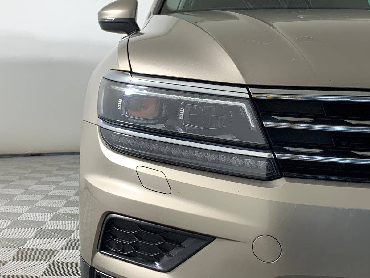 Volkswagen Tiguan с пробегом — 2018 год. Фото: #9