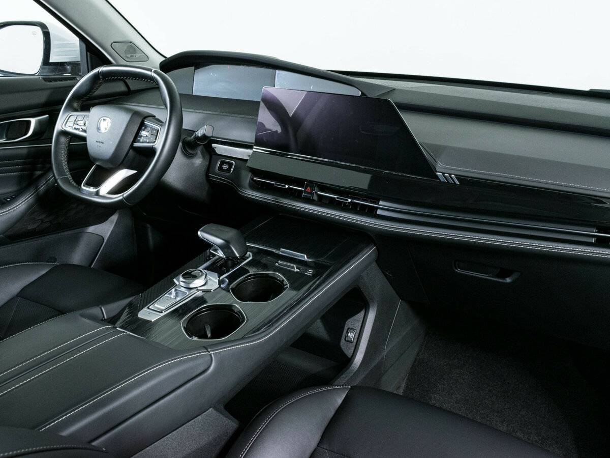 Changan UNI-K с пробегом — 2023 год. Фото: #10