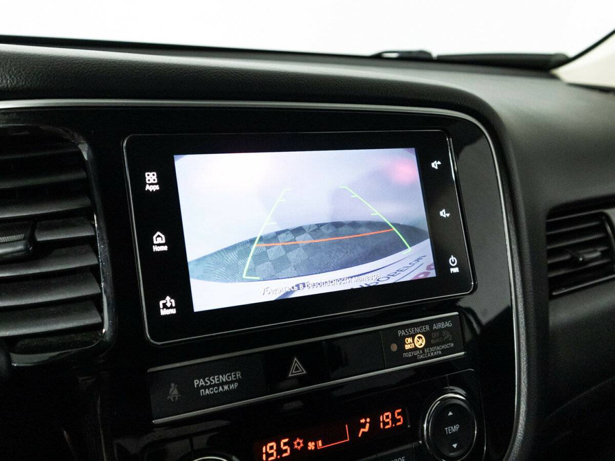 Mitsubishi Outlander с пробегом — 2018 год. Фото: #15