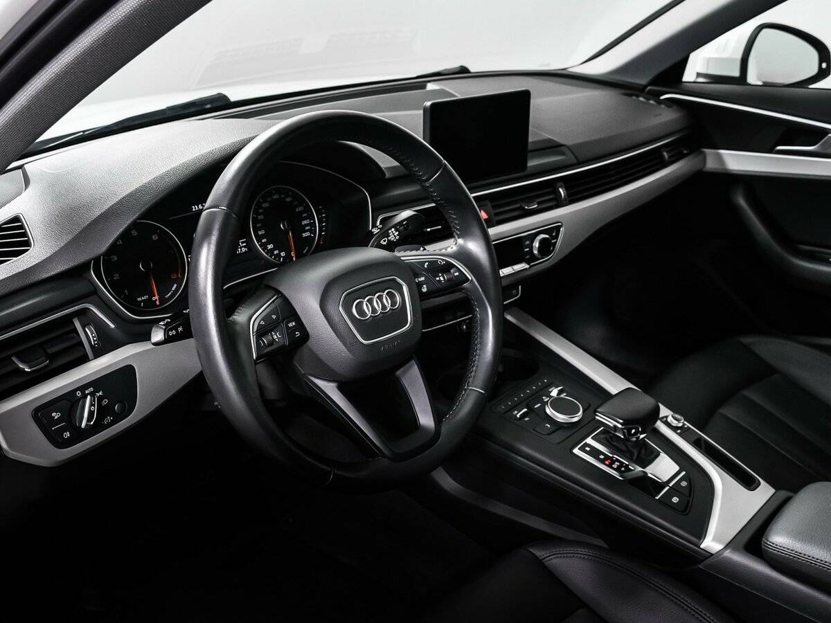 Audi A4 с пробегом — 2018 год. Фото: #12