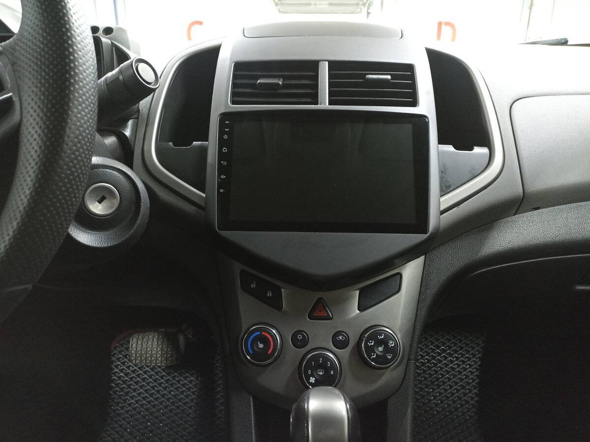 Chevrolet Aveo с пробегом — 2012 год. Фото: #14