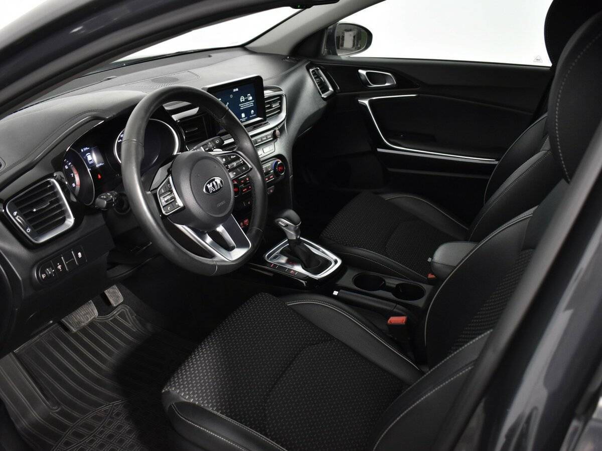 Kia Ceed с пробегом — 2019 год. Фото: #8