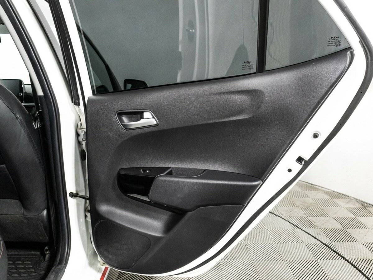 Kia Picanto с пробегом — 2022 год. Фото: #27